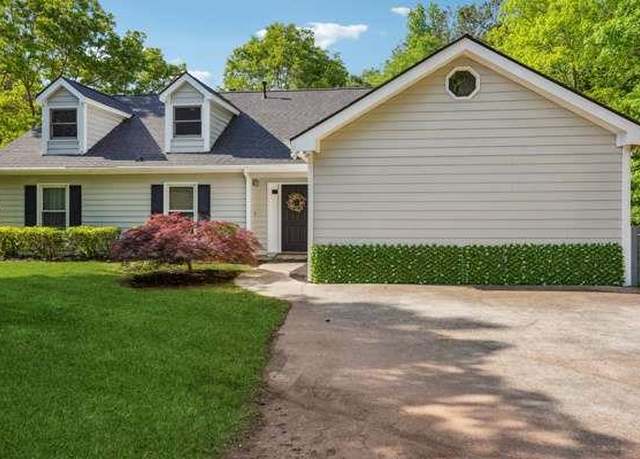 Property at 161 Brookfield Dr, Stockbridge, GA 30281, 4 beds, 2 baths