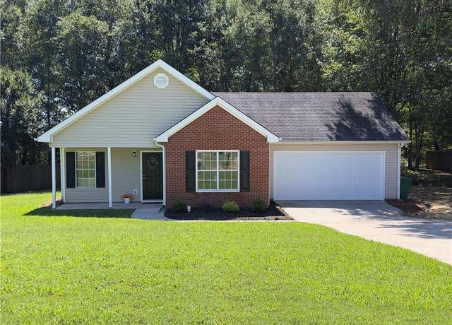 Property at 436 Bear Cub Path, Social Circle, GA 30025, 3 beds, 2 baths