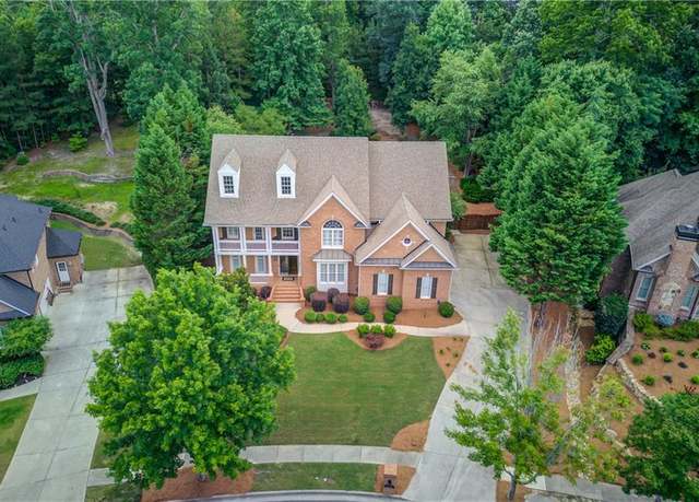 Property at 2748 Hidden Falls Dr, Buford, GA 30519, 6 beds, 5 baths