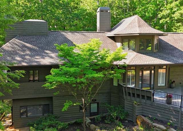 Property at 220 Wake Robin Dr, Big Canoe, GA 30143, 5 beds, 5.5 baths