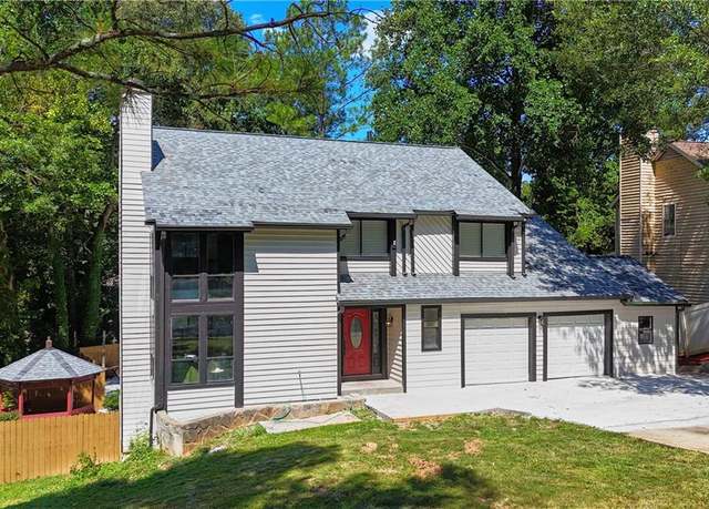 Property at 1651 Links Overlook, Stone Mountain, GA 30088, 4 beds, 3.5 baths