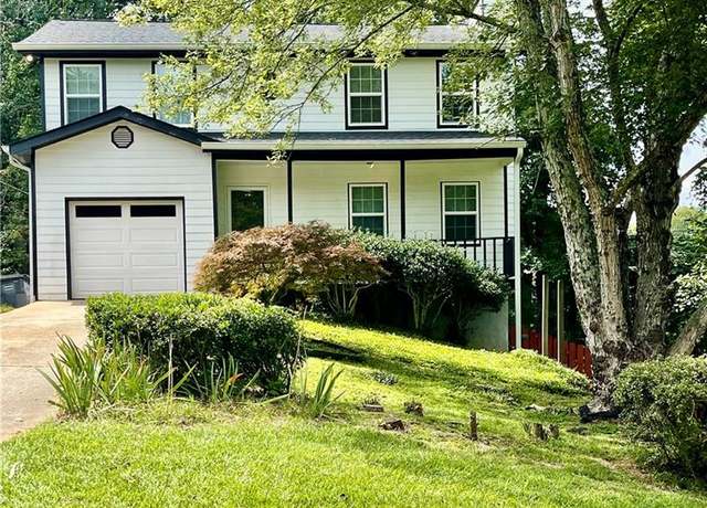 Property at 2770 Old Ivy Ct, Buford, GA 30519, 3 beds, 2.5 baths