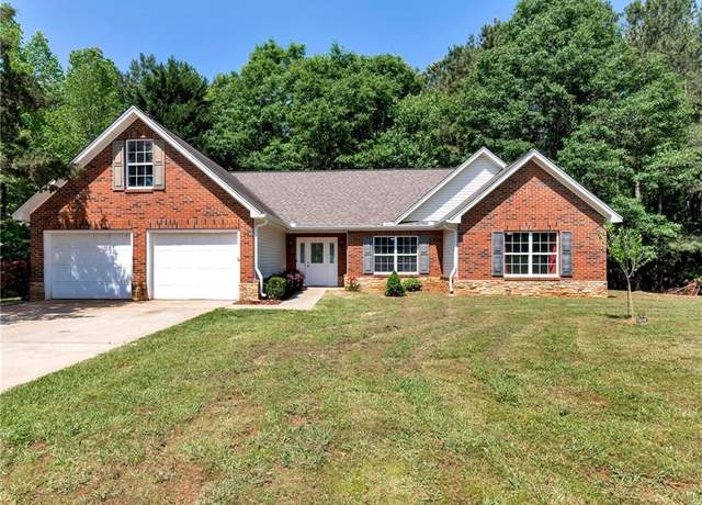 Property at 150 Buckeye Trails Dr, Commerce, GA 30530, 4 beds, 2 baths