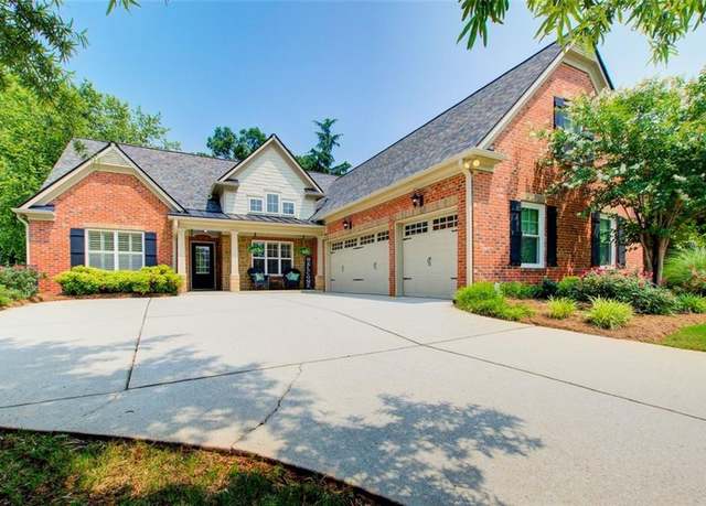 Property at 5220 Wild Cedar Dr, Buford, GA 30518, 4 beds, 3 baths