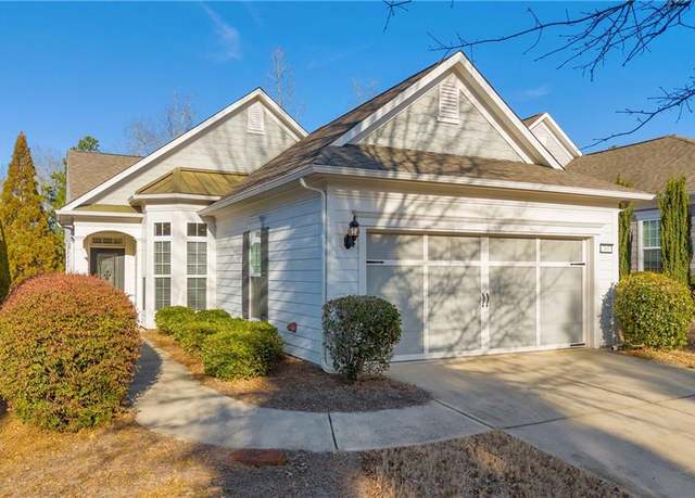 Property at 303 Sandy Springs Dr, Griffin, GA 30223, 3 beds, 2 baths
