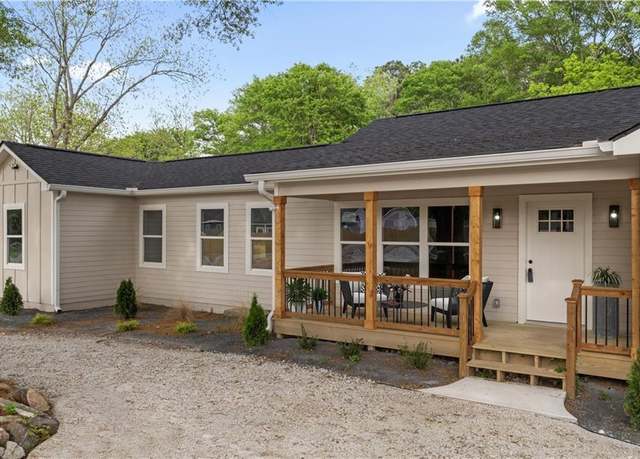 Property at 1835 Hawkins St SE, Smyrna, GA 30080, 3 beds, 2.5 baths