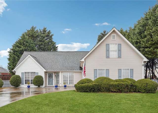 Property at 35 Shenandoah Dr, Winder, GA 30680, 3 beds, 2 baths