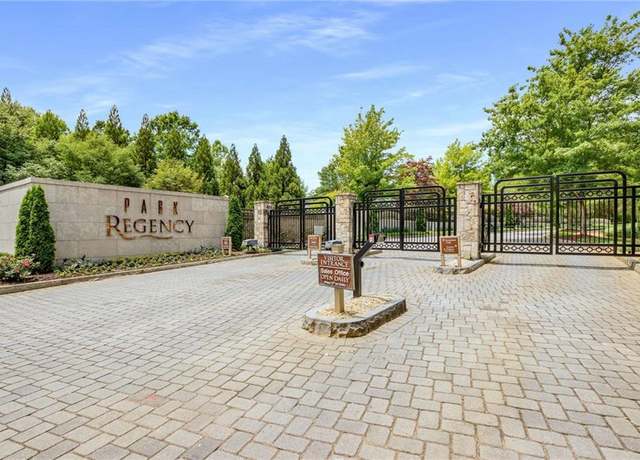 Property at 700 Park Regency Pl NE #2201, Atlanta, GA 30326, 3 beds, 2.5 baths