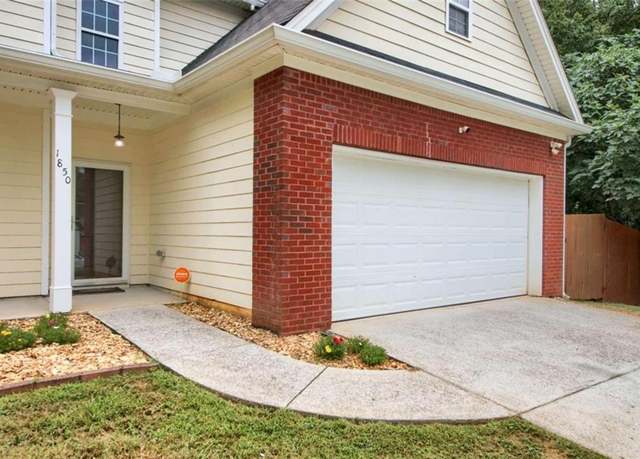 Property at 1850 Lakewood Ter, Atlanta, GA 30315, 3 beds, 2.5 baths