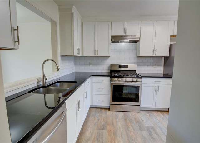Property at 3263 Long Iron Pl, Lawrenceville, GA 30044, 2 beds, 2.5 baths