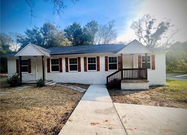 Property at 2438 Felton Ave, Macon, GA 31206, 4 beds, 2 baths
