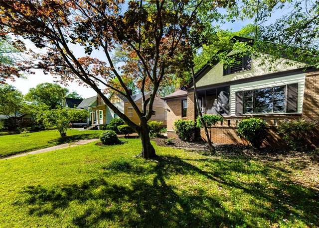 Property at 1029 Katherwood Dr SW, Atlanta, GA 30310, 3 beds, 2 baths