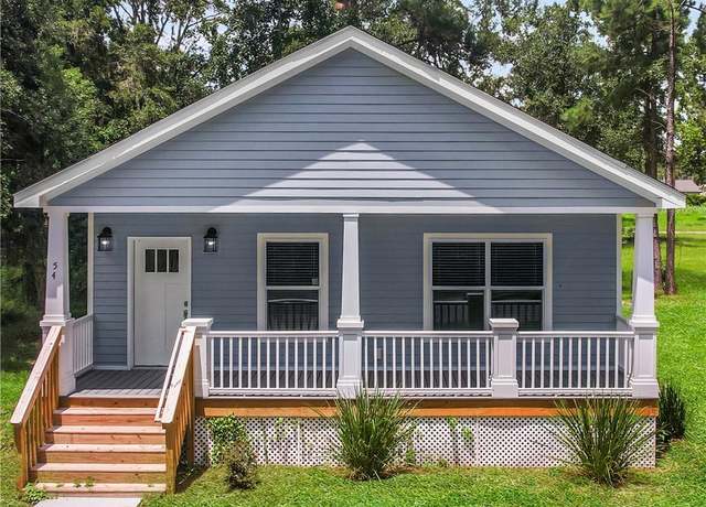 Property at 54 Pear St, Ludowici, GA 31316, 3 beds, 2 baths