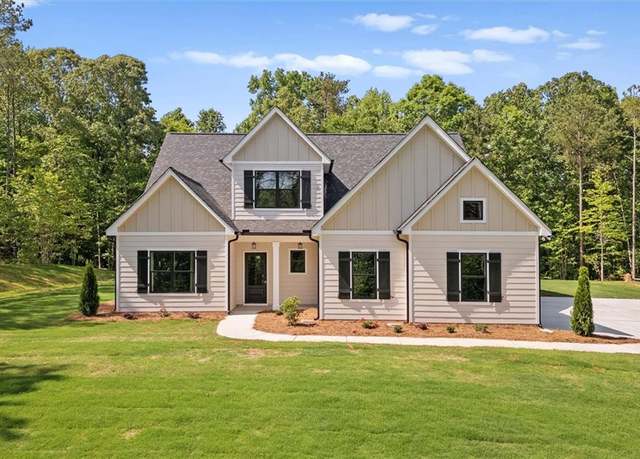 Property at 130 West Lake Blvd, Carrollton, GA 30116, 5 beds, 3.5 baths