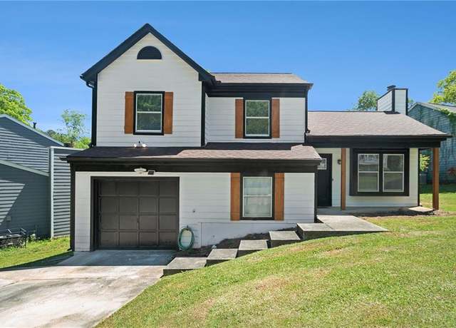 Property at 1703 Laurel Creek Cir, Lithonia, GA 30058, 4 beds, 2 baths
