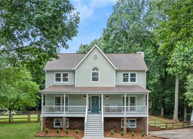 Property at 2060 Candlewood Ct NE, Marietta, GA 30066, 4 beds, 2.5 baths