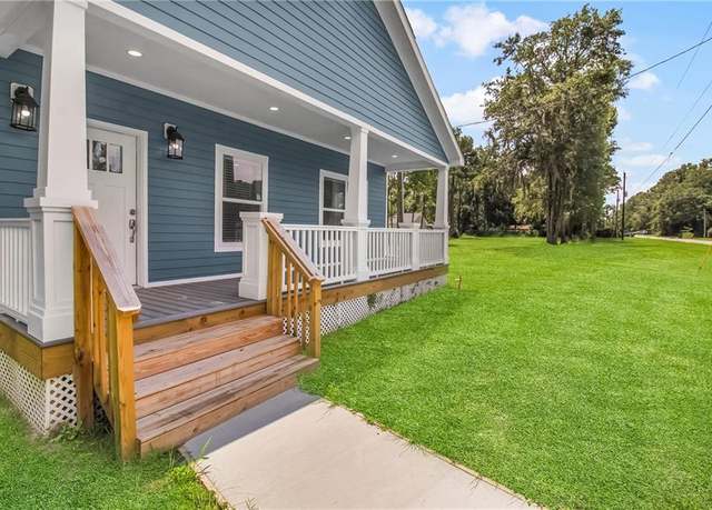 Property at 19 Pecan St, Ludowici, GA 31316, 3 beds, 2 baths