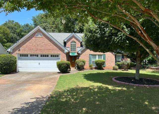 Property at 6078 Portsmouth Dr, Flowery Branch, GA 30542, 3 beds, 2 baths