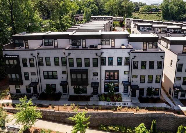 Property at 517 Whitlox Rd NW, Atlanta, GA 30318, 3 beds, 4 baths