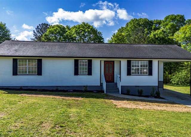 Property at 243 Doster Ave, Monroe, GA 30656, 3 beds, 2 baths