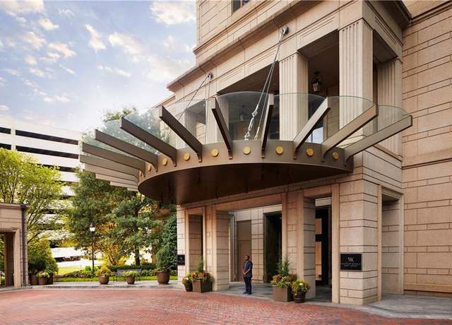 Property at 3376 Peachtree Rd NE Unit 35A, Atlanta, GA 30326, 3 beds, 3.5 baths
