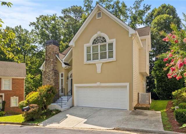 Property at 1902 Connemara Dr, Atlanta, GA 30341, 5 beds, 3.5 baths