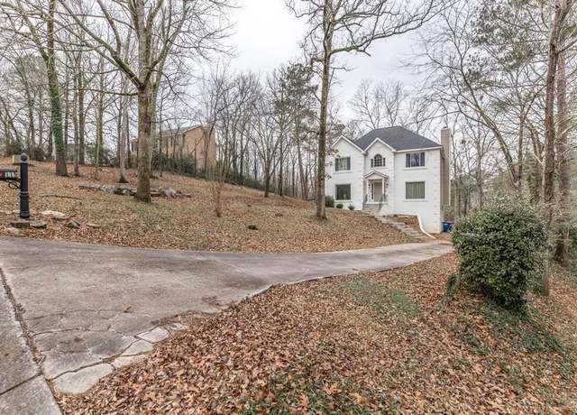 Property at 119 Huntington Pl, Macon, GA 31210, 4 beds, 3.5 baths