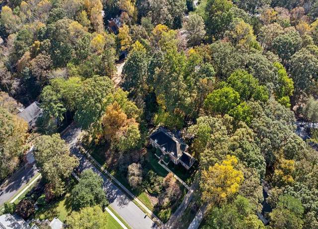 Property at 600 River Chase Rdg, Sandy Springs, GA 30328