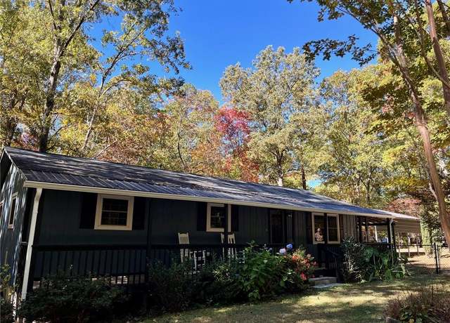 Property at 333 Broken Arrow Trl, Dahlonega, GA 30533, 3 beds, 2 baths