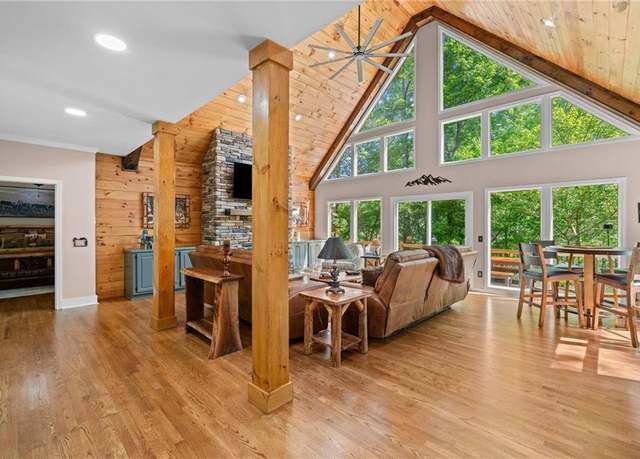 Property at 816 Alpine Dr, Jasper, GA 30143, 4 beds, 3.5 baths