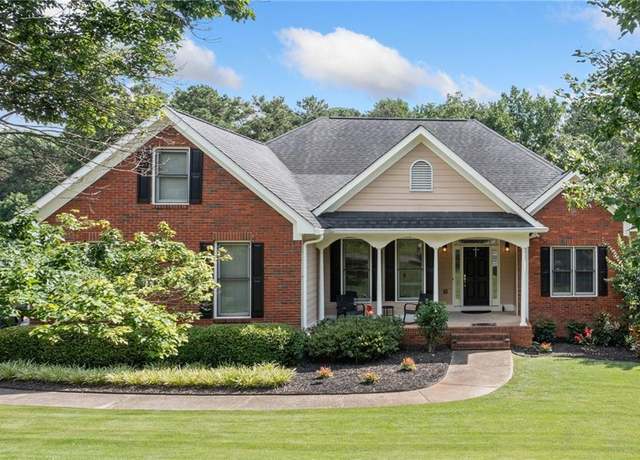 Property at 207 Breckenridge Ct, Canton, GA 30115, 3 beds, 2 baths