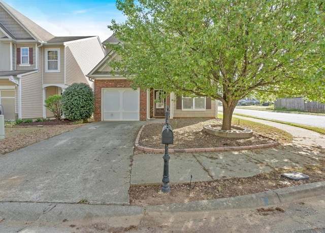 Property at 200 Arrowhead Ln, Canton, GA 30114, 4 beds, 2.5 baths