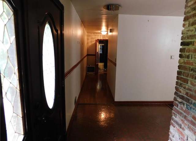Property at 2765 Rollingwood Ln SE, Atlanta, GA 30316, 3 beds, 1.5 baths