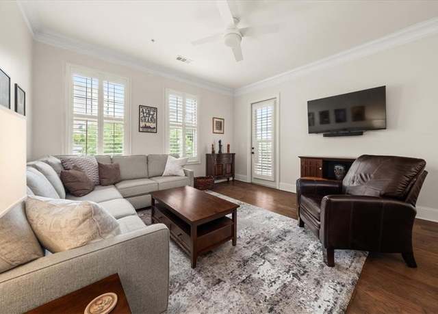 Property at 3621 Vinings Slope SE #1432, Atlanta, GA 30339, 2 beds, 2 baths
