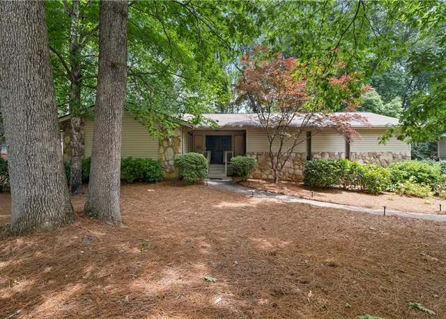Property at 217 Millbrook Farm Rd, Marietta, GA 30068, 4 beds, 3.5 baths
