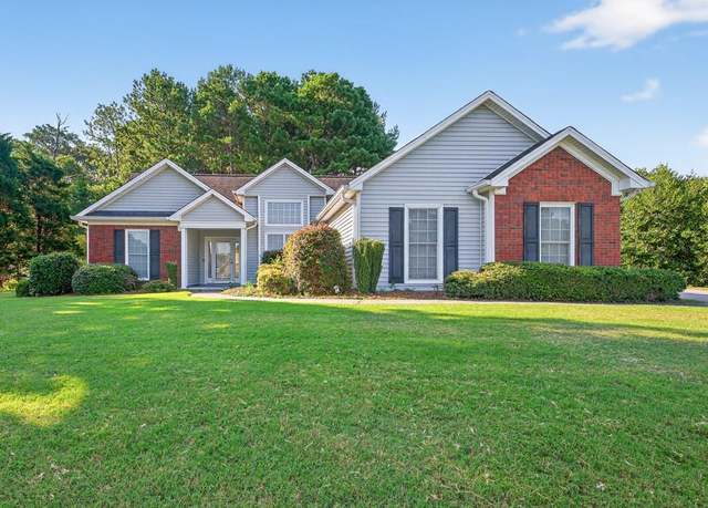 Property at 1750 Hampton Walk Dr, Hoschton, GA 30548, 3 beds, 2 baths