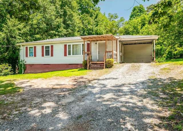 Property at 75 Pugh St, Buford, GA 30518, 3 beds, 1 bath