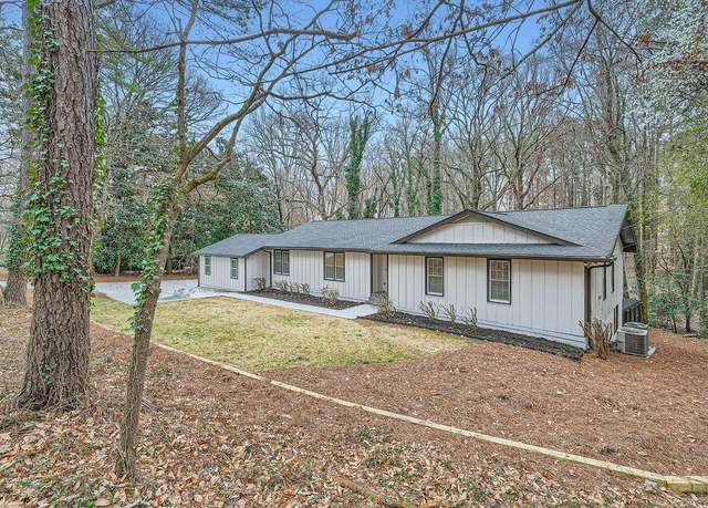 Property at 1555 Sunnybrook Farm Rd, Atlanta, GA 30350, 5 beds, 4 baths