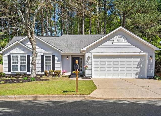 Property at 535 Cogburn Ridge Way, Alpharetta, GA 30004, 3 beds, 2 baths