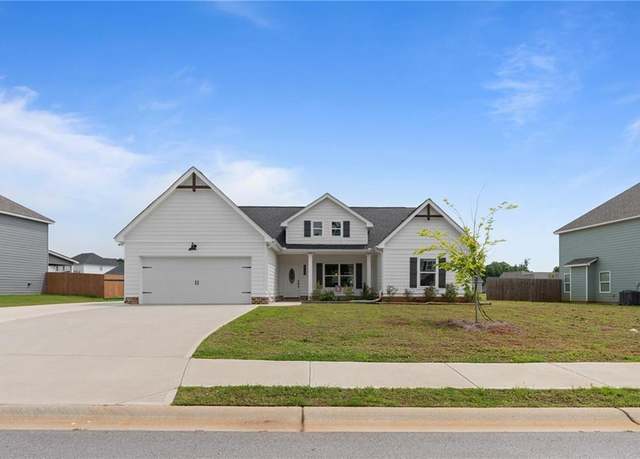 Property at 112 Springwood Dr, Carrollton, GA 30117, 4 beds, 2 baths