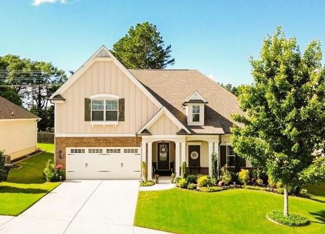 Property at 4557 Brayden Dr, Gainesville, GA 30504, 4 beds, 3 baths
