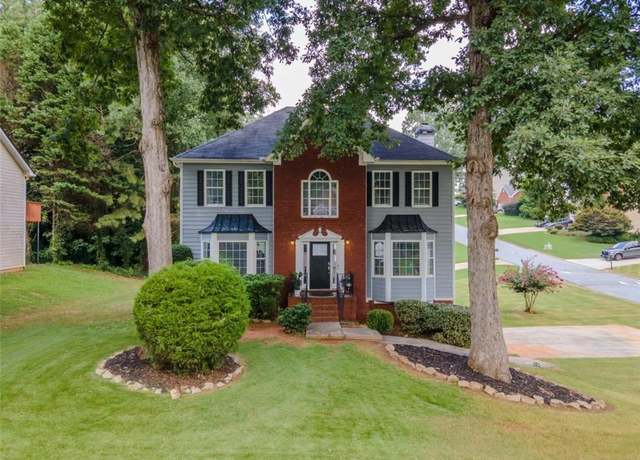 Property at 725 Somerset Vale Dr, Lawrenceville, GA 30044, 4 beds, 2.5 baths