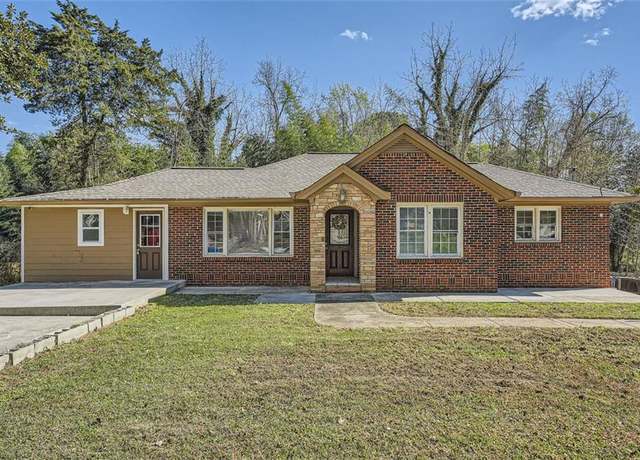 Property at 2836 Waters Rd SW, Atlanta, GA 30354, 5 beds, 2 baths
