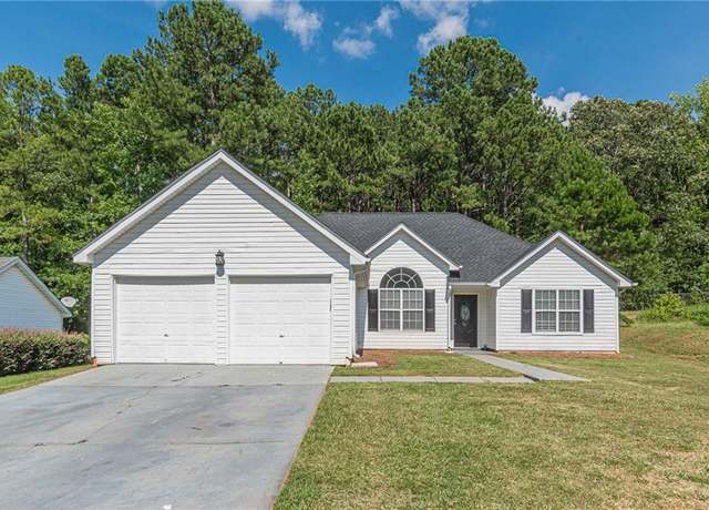 Property at 160 Goldleaf Dr, Hampton, GA 30228, 3 beds, 2 baths