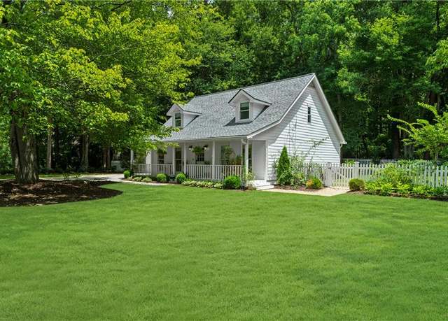 Property at 205 Mayfield Cir, Alpharetta, GA 30009, 3 beds, 2.5 baths