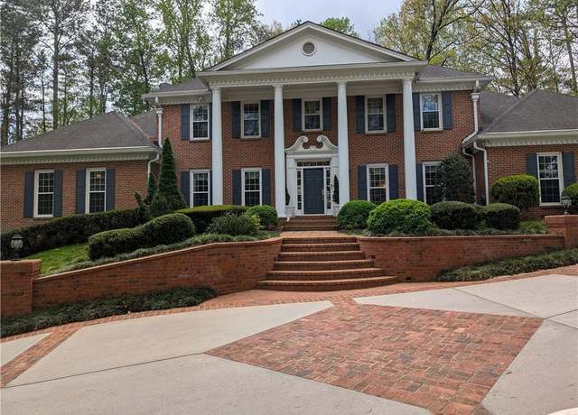 Property at 1120 Heards Ferry Rd, Sandy Springs, GA 30328, 5 beds, 5.5 baths