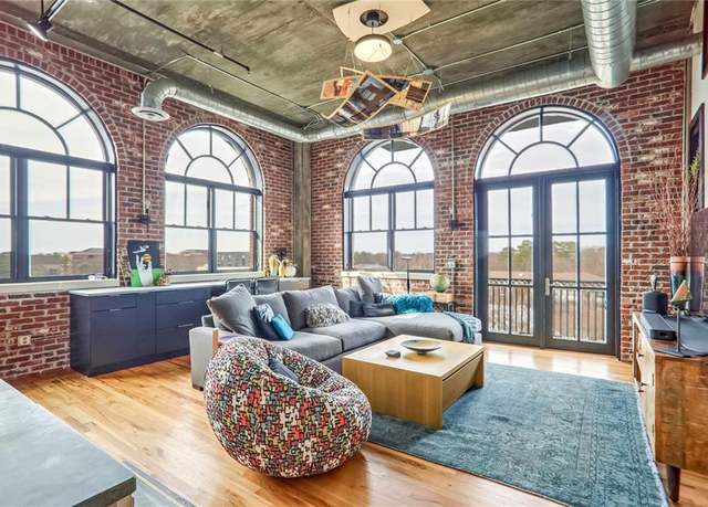 Property at 3235 Roswell Rd NE #919, Atlanta, GA 30305, 2 beds, 2 baths