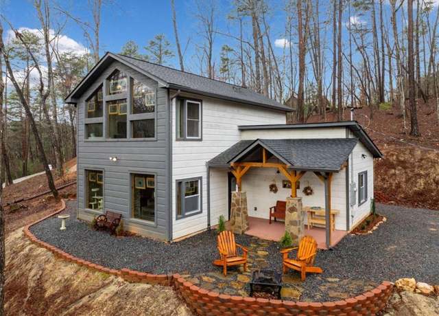 Property at 180 Echo Ln, Ellijay, GA 30540, 3 beds, 2 baths