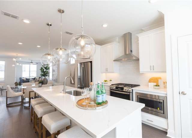 Property at 5440 Howington Ct #190, Buford, GA 30518, 3 beds, 3.5 baths