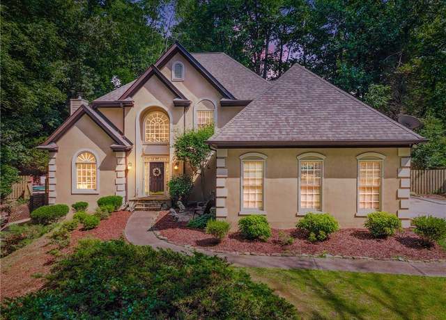 Property at 2505 Ridgehurst Dr, Buford, GA 30518, 6 beds, 4 baths